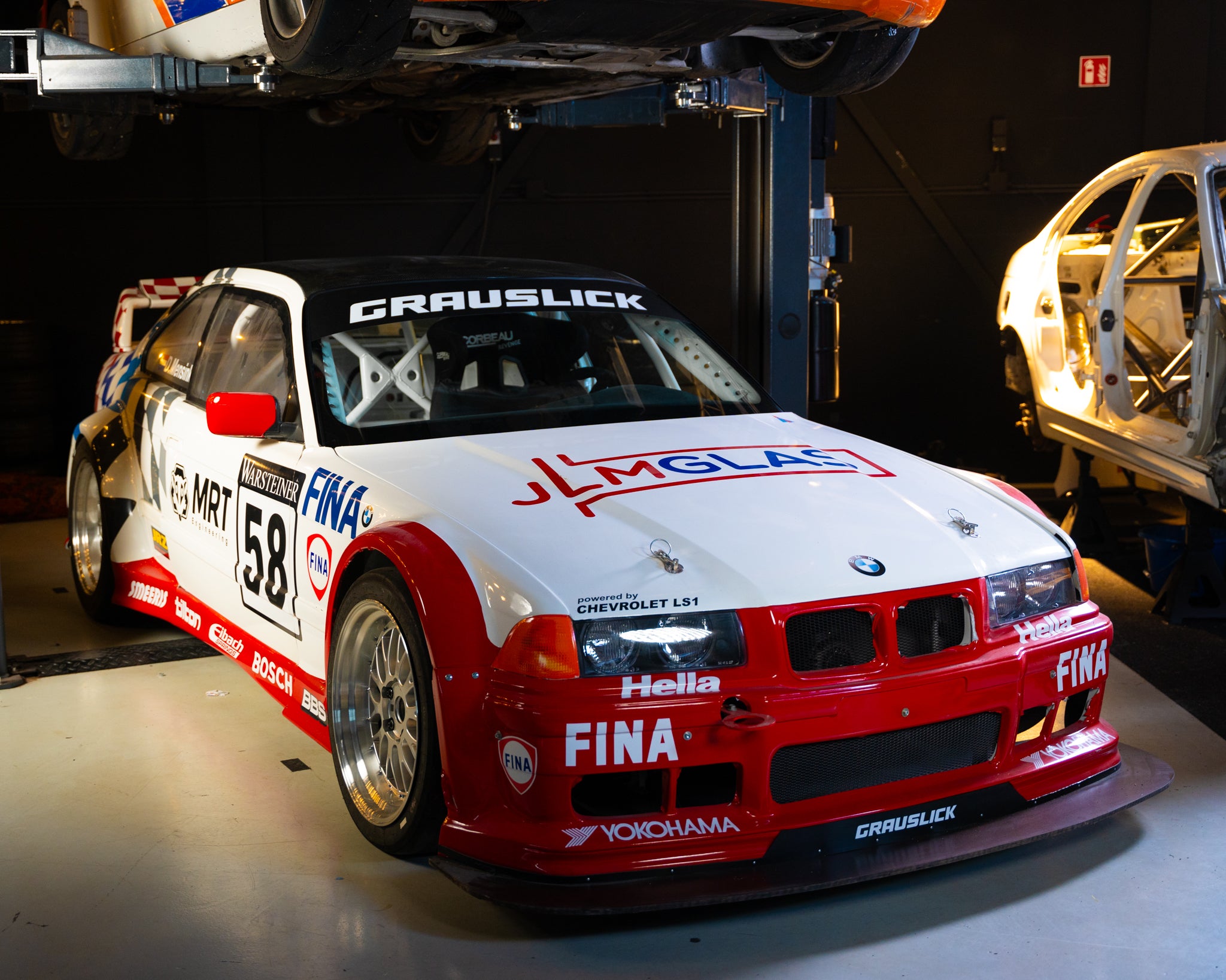 GRAUSLICK Window Banner